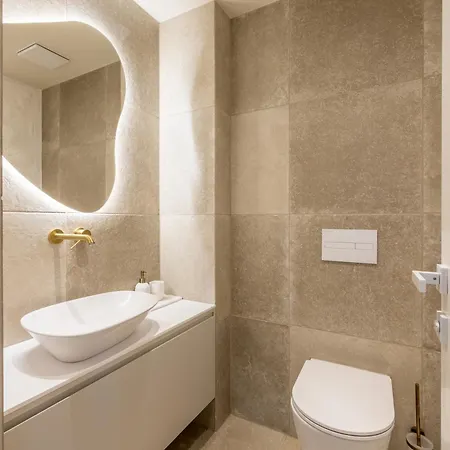 Lara Front Rooftop Pool & Stunning Views Villa Duce