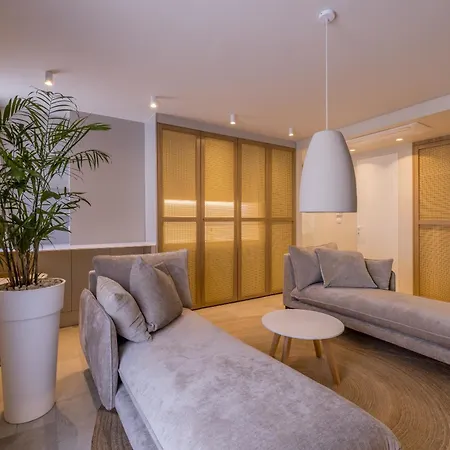 Βίλα Lara Front Rooftop Pool & Stunning Views
